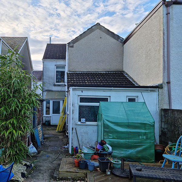 Wrap around extension – Swansea